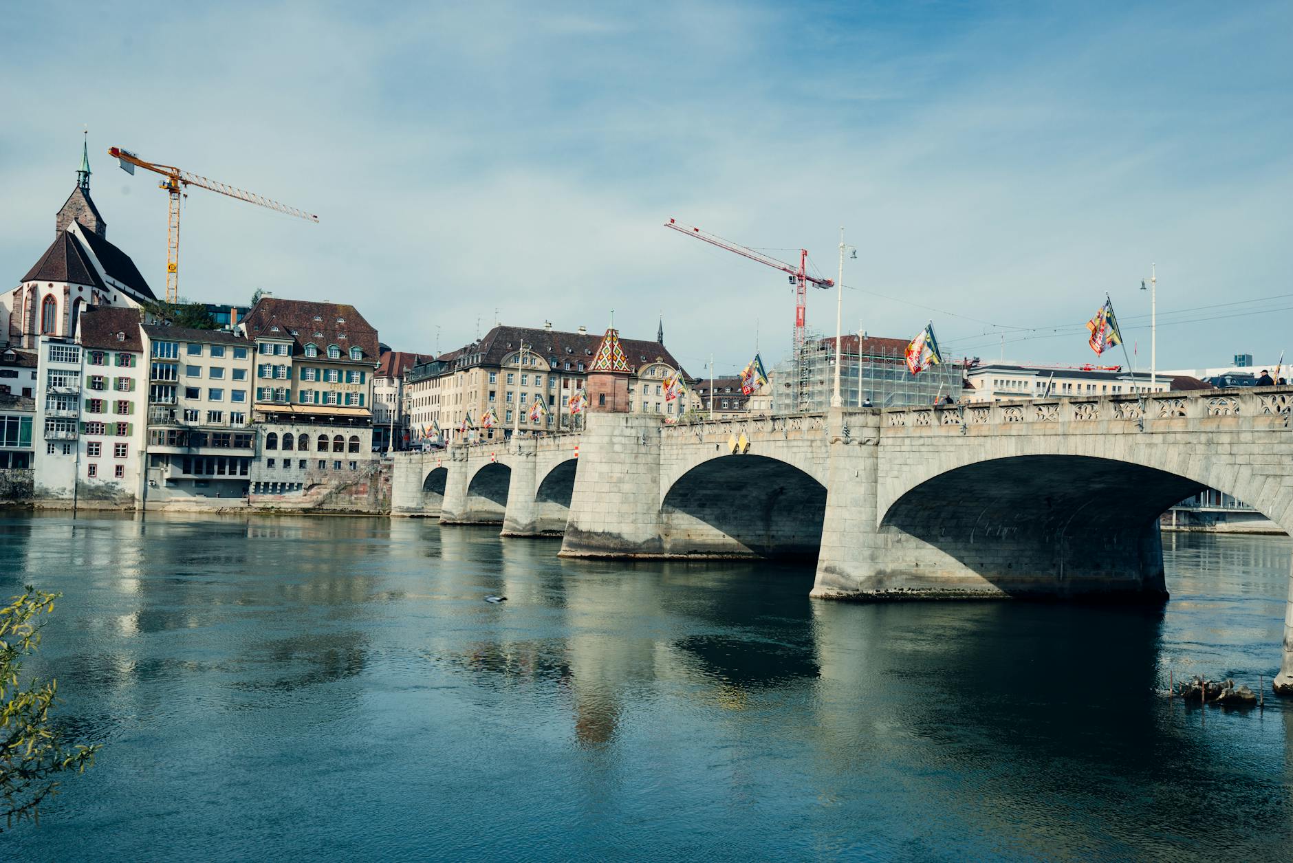 Ren Nehri'nin Kıyısında Kültür ve Aile Keyfi: Basel Macerası! 🇨🇭