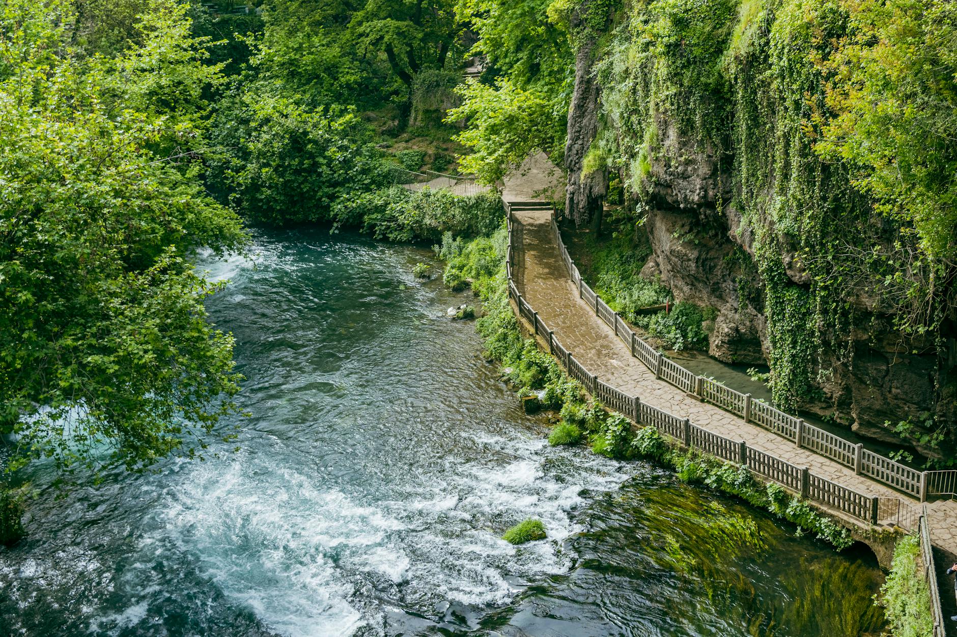 Antalya'nın Doğal Güzellikleri ve Macera Dolu Keşifleri! 🌿🌊