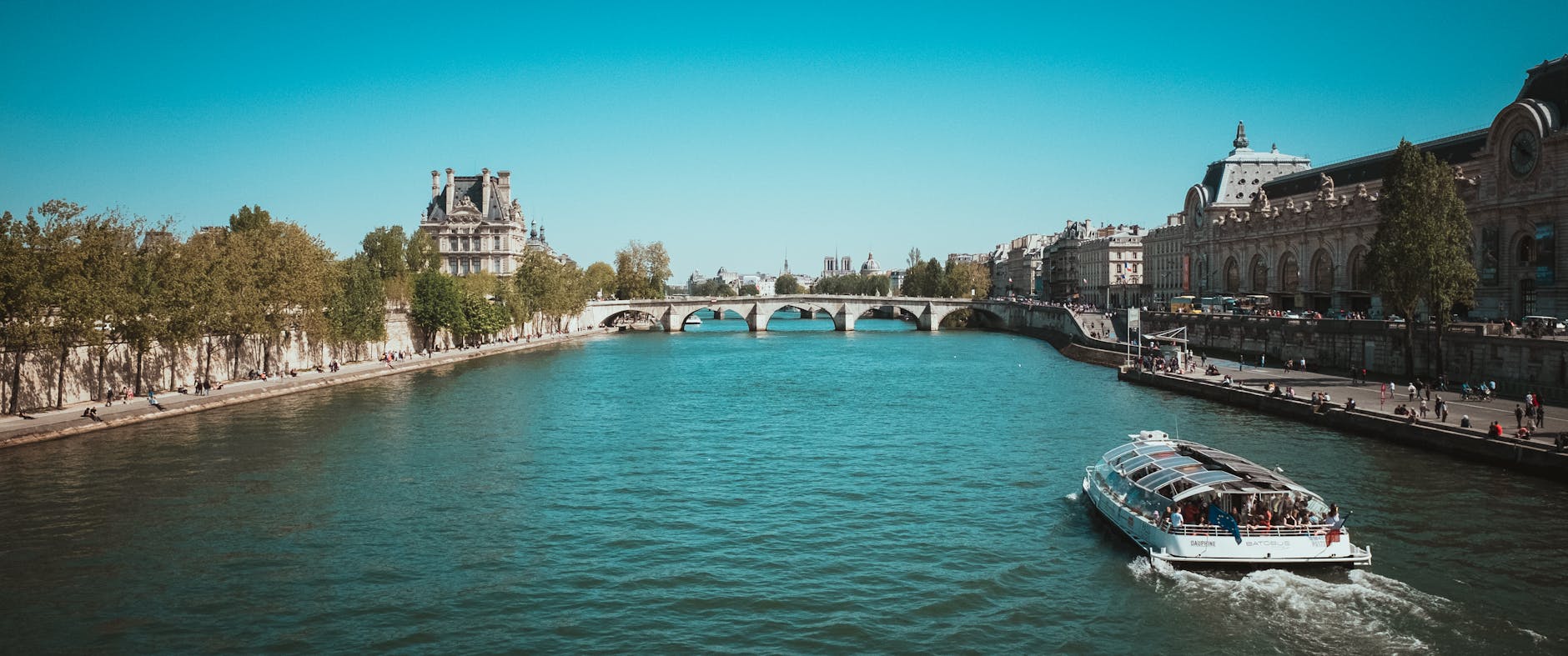Paris: Ailece Eğlence ve Keşif Dolu Bir Masal! ✨