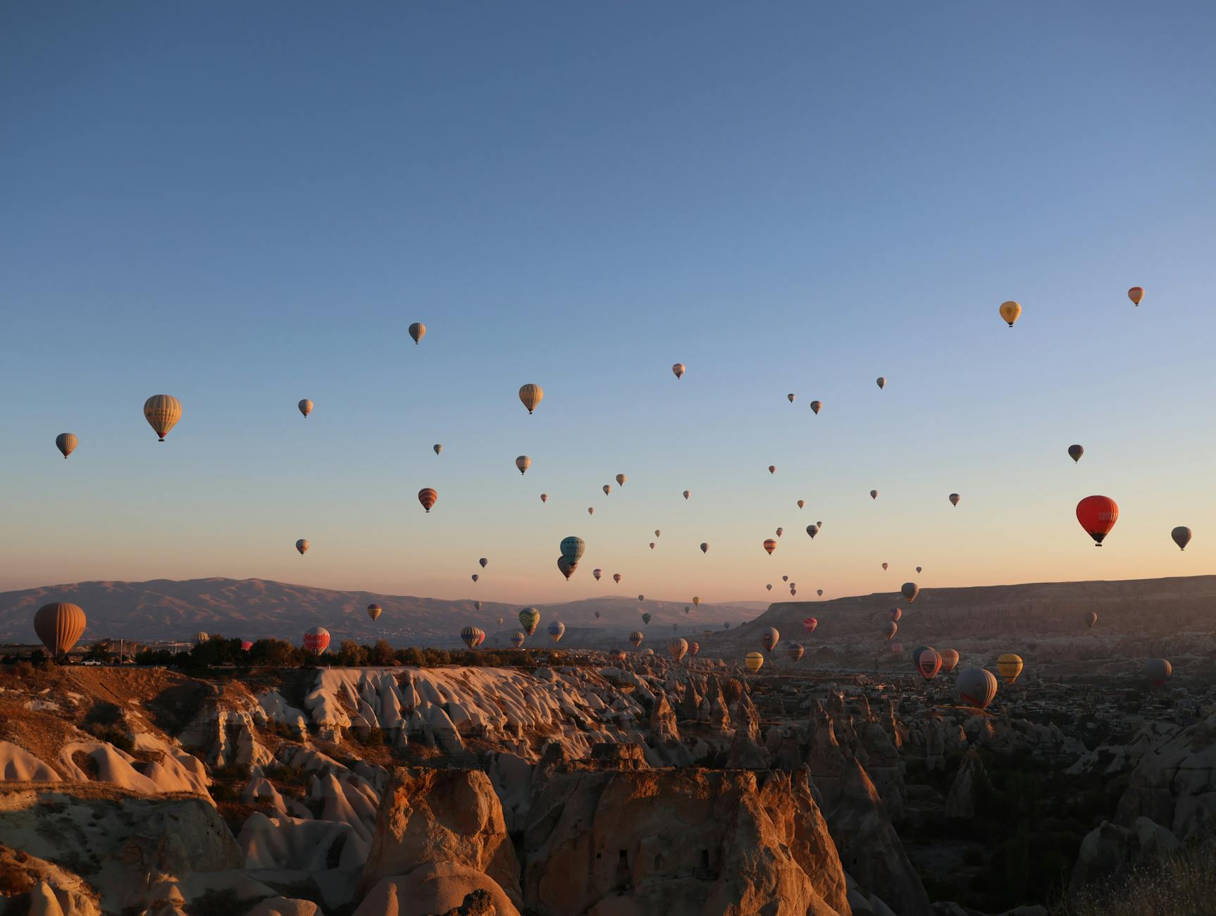 Kapadokya'da Aşk Dolu Balon Rüyası 🎈