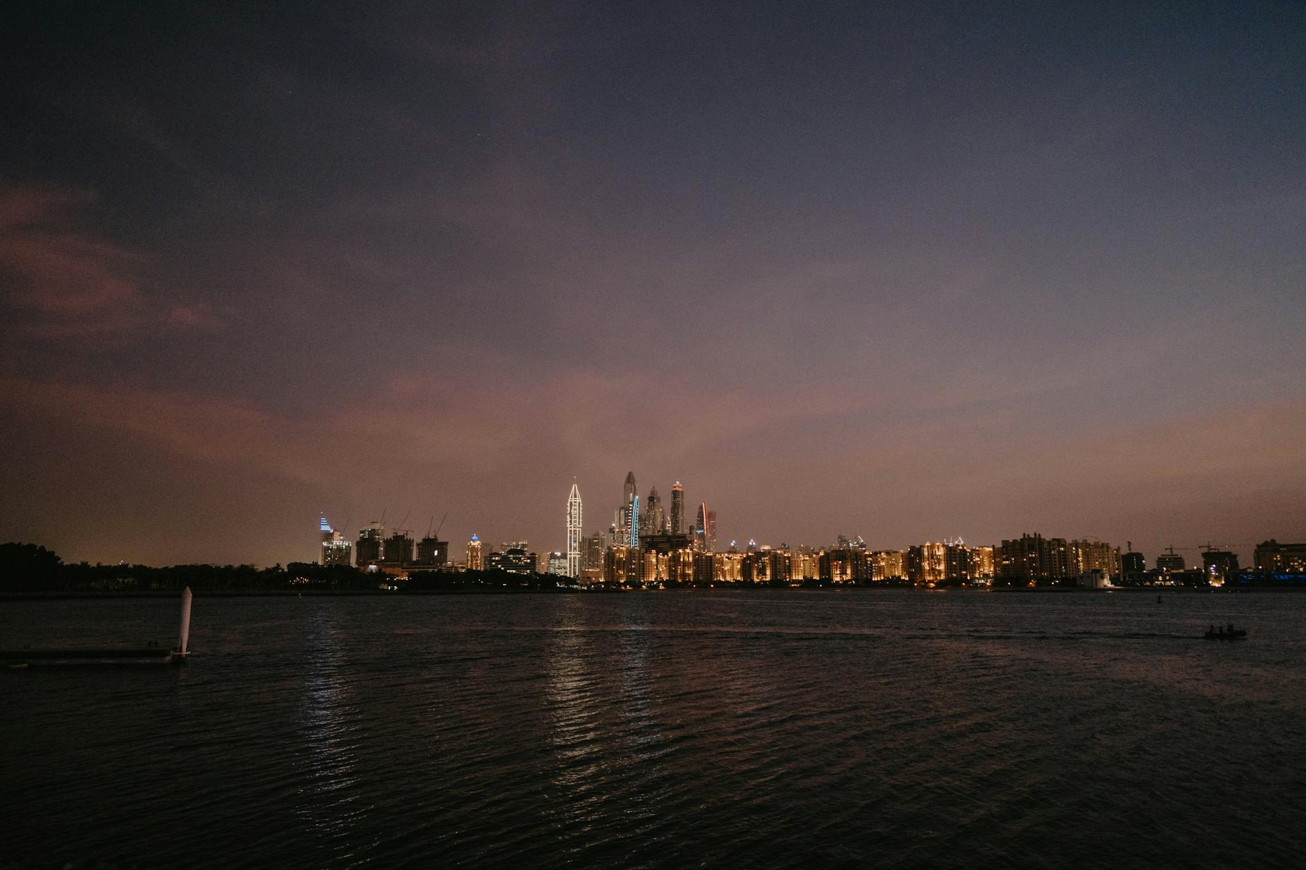 Aşkın Çöl Vahası: Dubai'de Romantik Bir Gün 💖